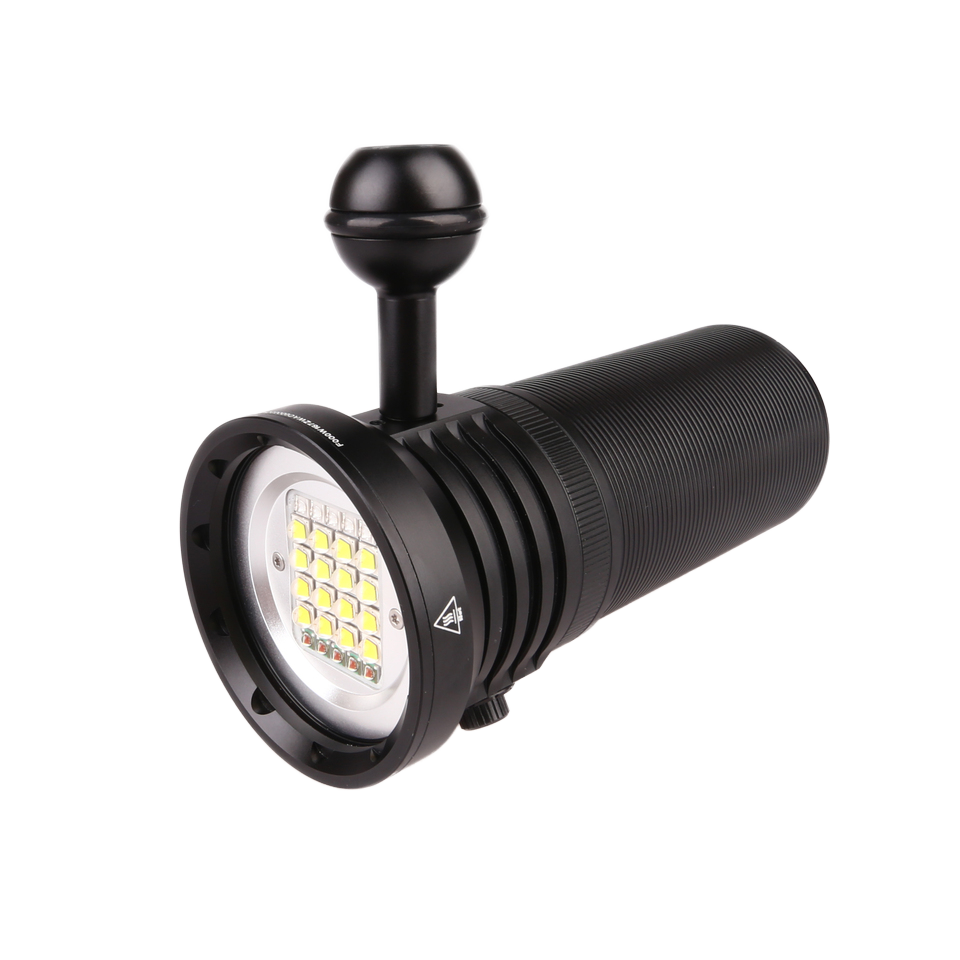 W167充電式LEDダイビングライト 長距離強力UV 395 - Photography Lighting Angles のレビューと価格