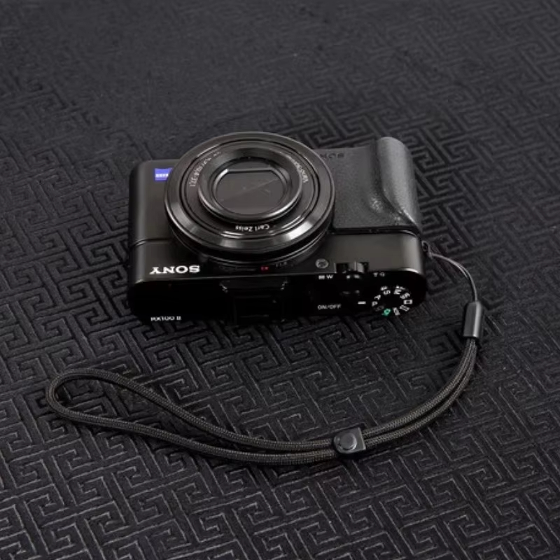 カメラリストストラップ吊り下げ保護ロープ リコー GR2 G - Sony Camera Zv-E10 のレビューと価格